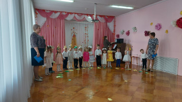 Осенний утренник Осенний утренник.